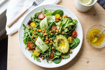 Low-Sodium Salad Dressings That Support Heart Health